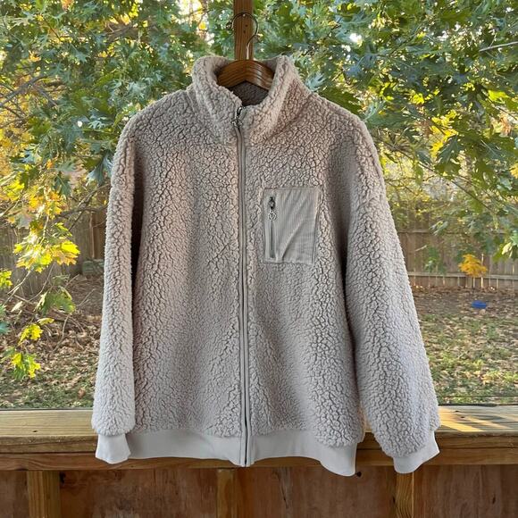 Victoria's Secret Jackets & Blazers - Victoria's Secret On Point Women's Zip Front Teddy Jacket Beige Size L